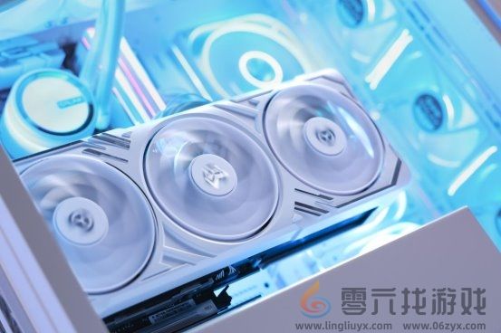 支持DLSS4，从“新”出发|影驰GeForce RTX 5080金属大师OC系列测评(图14)